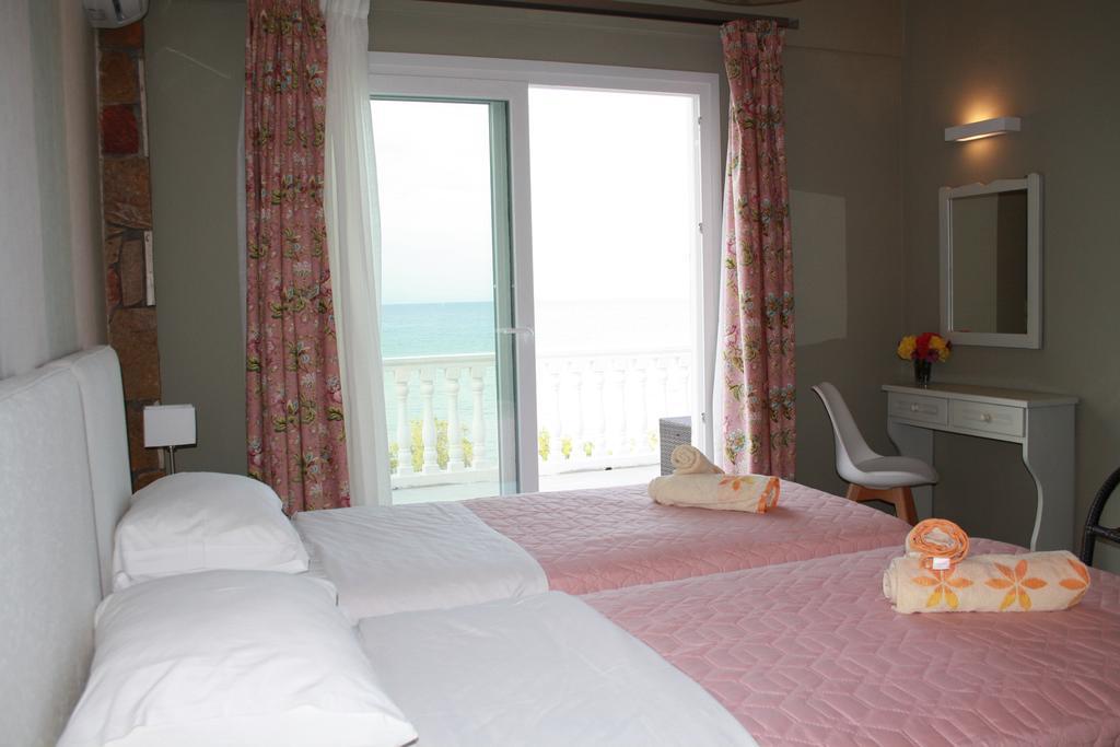 Laura Beach House Alykes  Ngoại thất bức ảnh