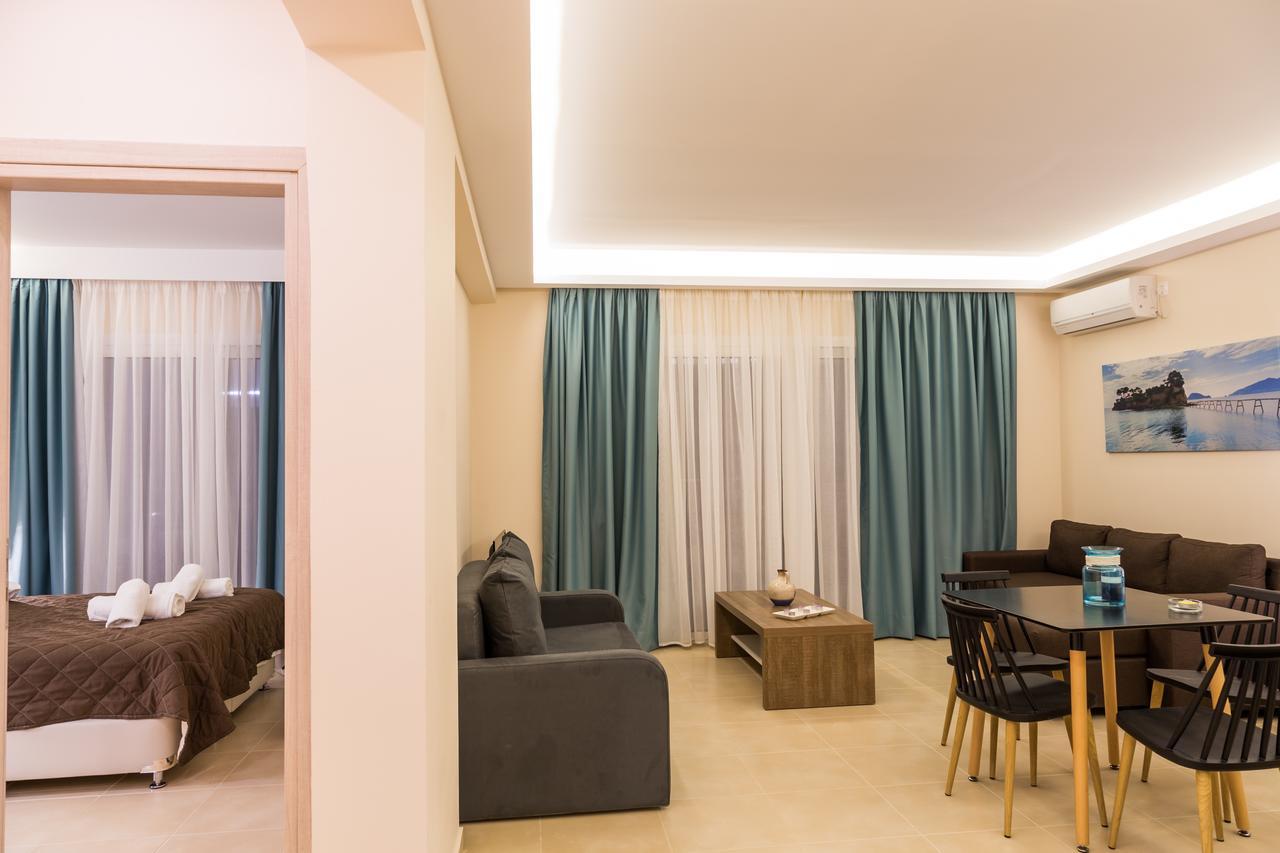 Laura Beach House Alykes  Ngoại thất bức ảnh