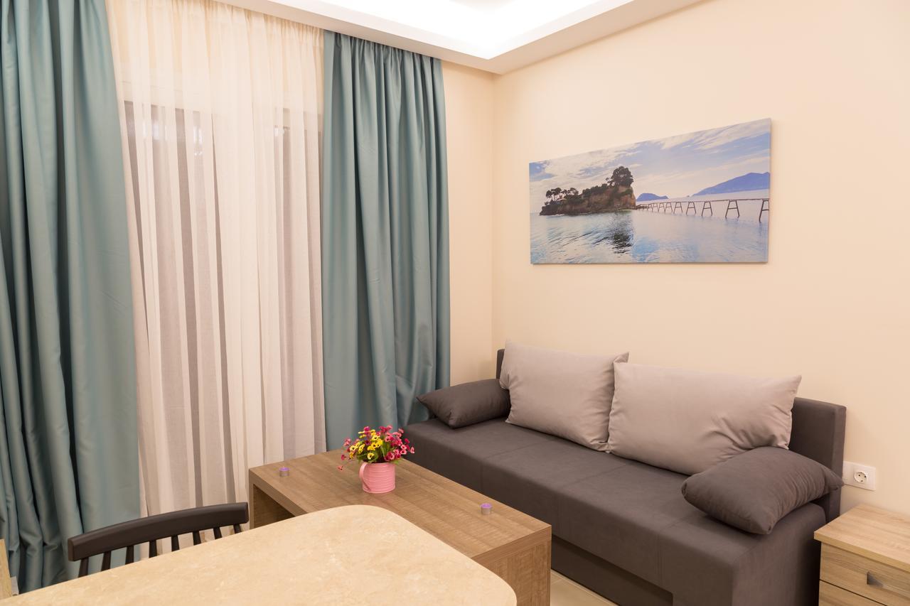 Laura Beach House Alykes  Ngoại thất bức ảnh