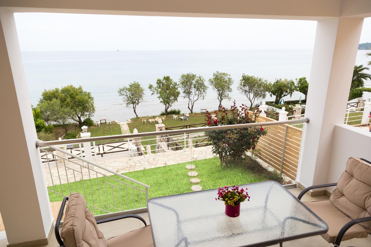 Laura Beach House Alykes  Ngoại thất bức ảnh