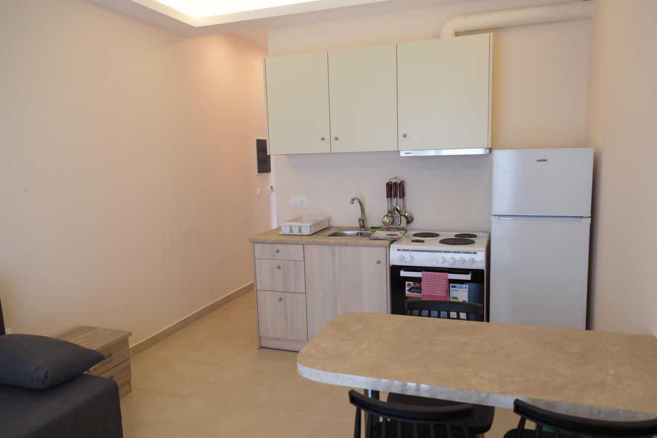 Laura Beach House Alykes  Ngoại thất bức ảnh
