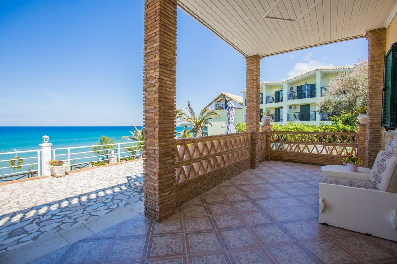 Laura Beach House Alykes  Ngoại thất bức ảnh