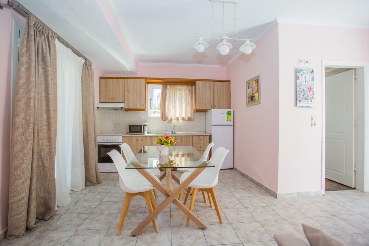 Laura Beach House Alykes  Ngoại thất bức ảnh