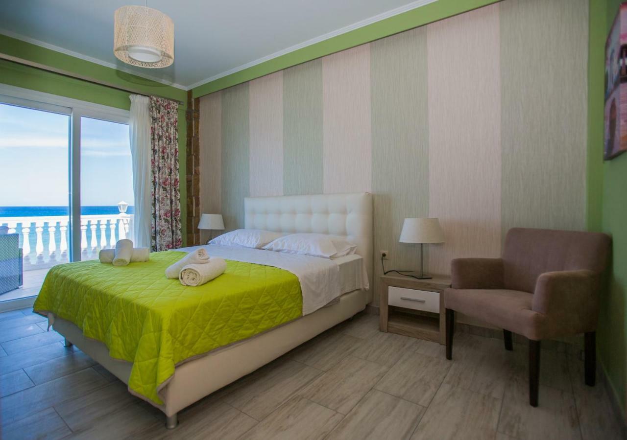 Laura Beach House Alykes  Ngoại thất bức ảnh