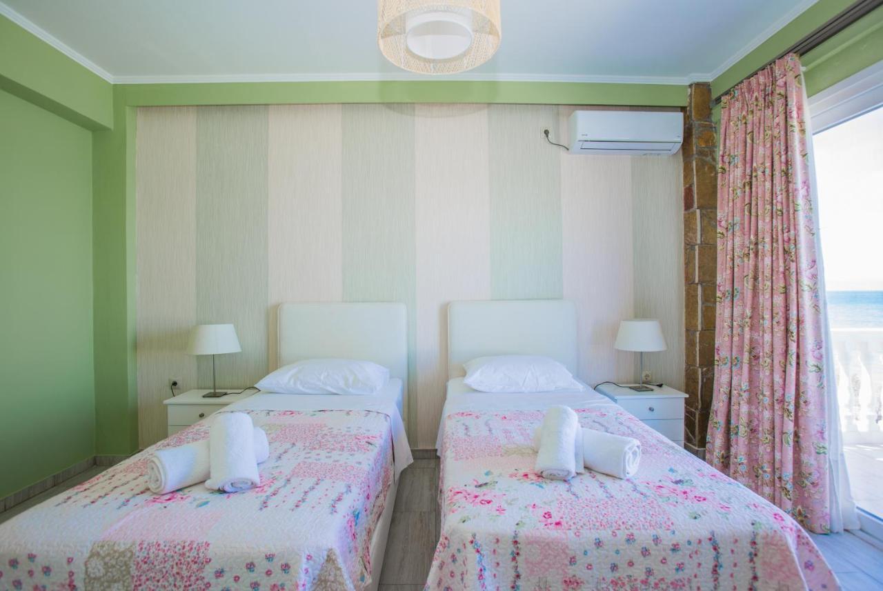 Laura Beach House Alykes  Ngoại thất bức ảnh