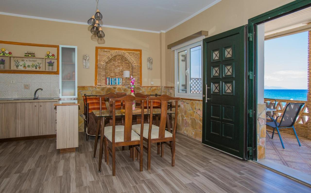 Laura Beach House Alykes  Ngoại thất bức ảnh