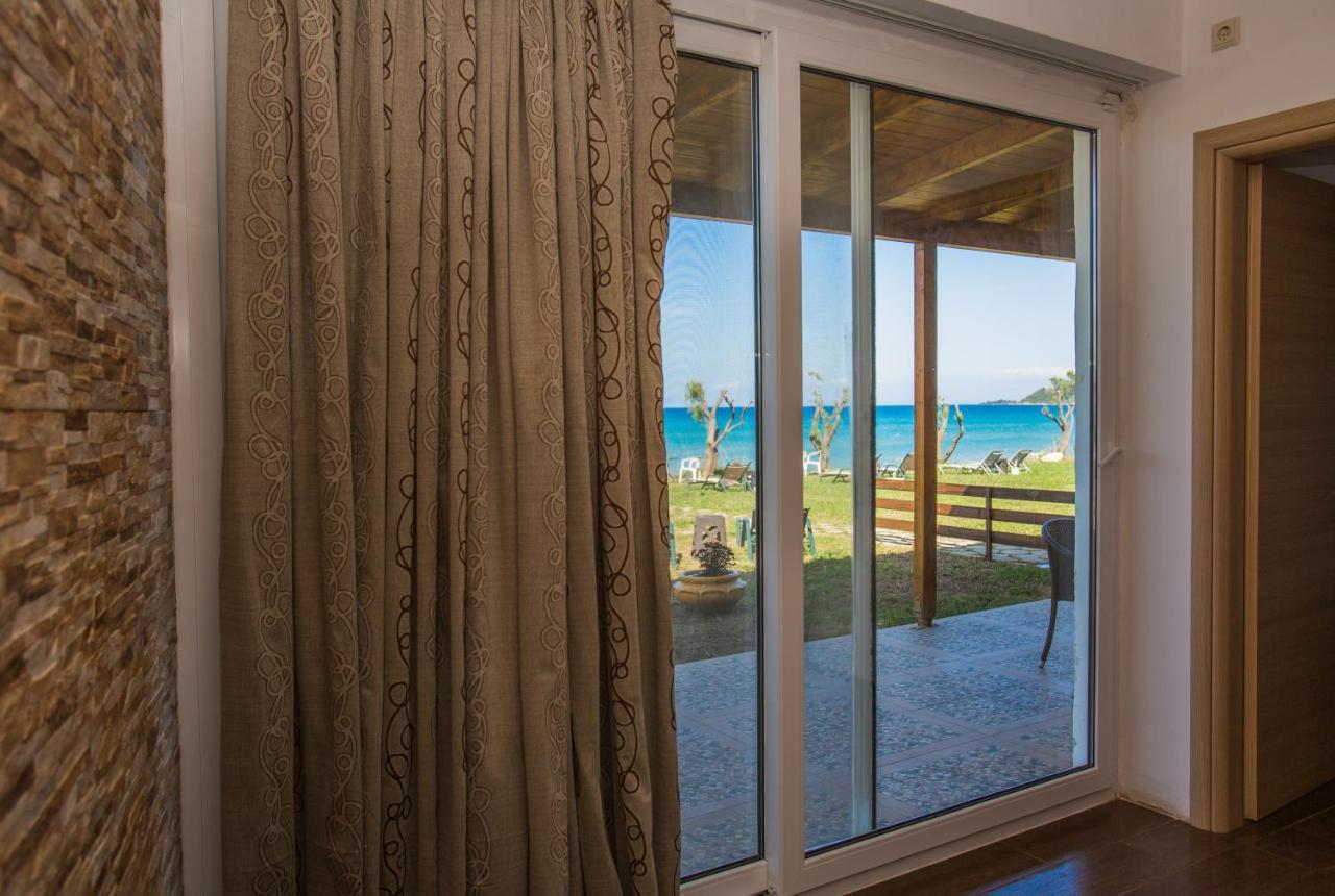 Laura Beach House Alykes  Ngoại thất bức ảnh